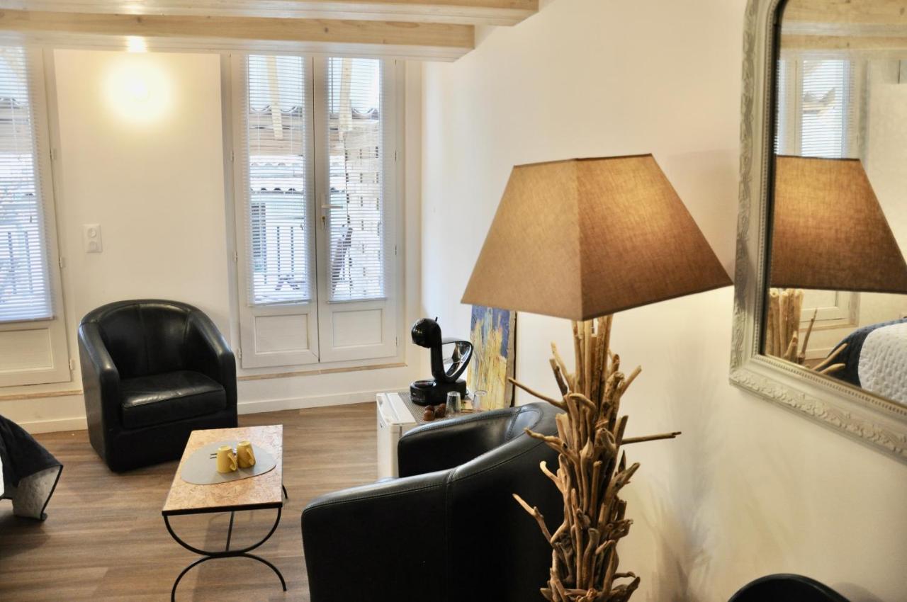 Les Chambres Tropeziennes Sanary-sur-Mer Eksteriør bilde