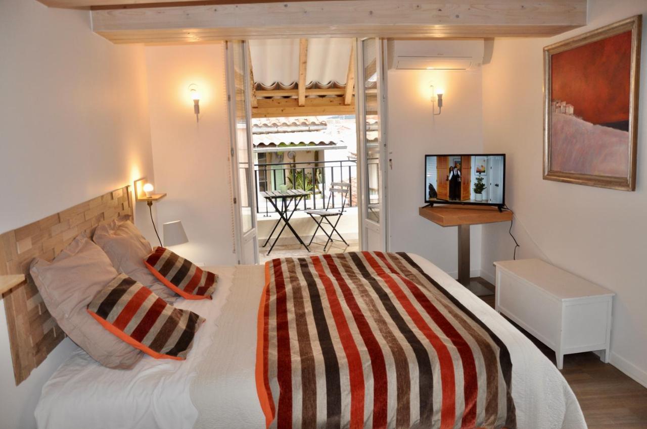 Les Chambres Tropeziennes Sanary-sur-Mer Eksteriør bilde